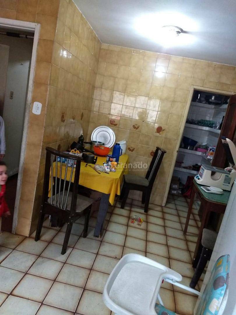 Sobrado à venda com 6 quartos, 255m² - Foto 4