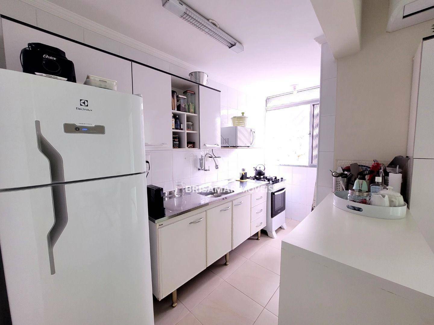 Apartamento à venda com 2 quartos, 65m² - Foto 35