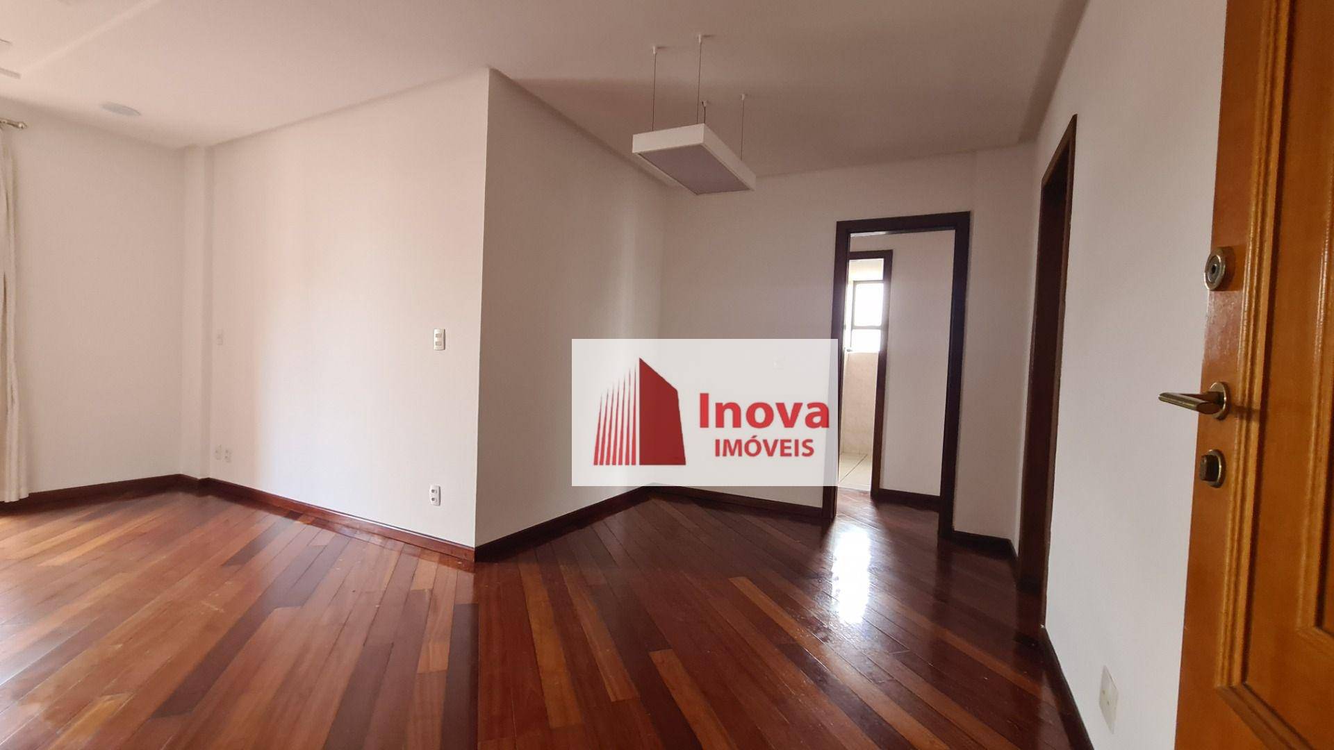 Apartamento à venda com 3 quartos, 110m² - Foto 5