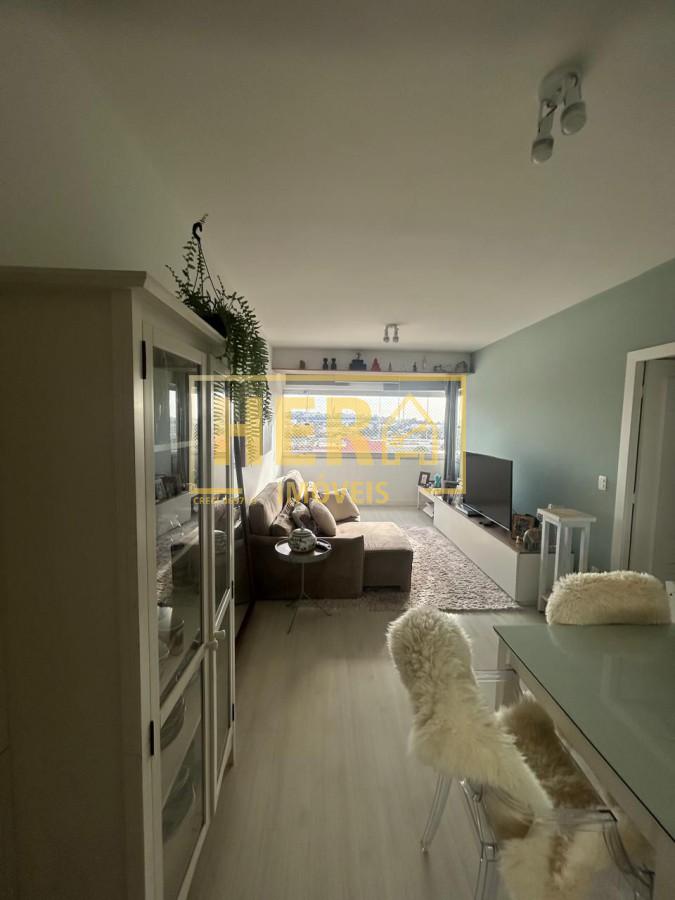 Apartamento à venda com 3 quartos, 84m² - Foto 2