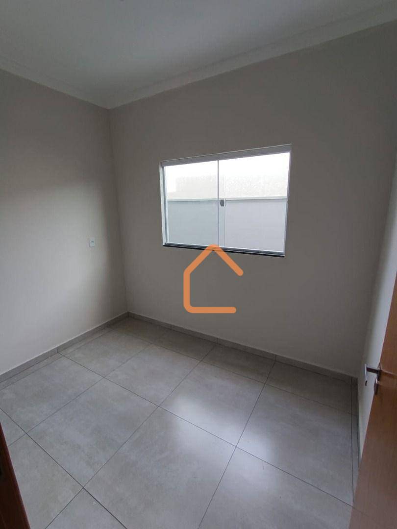 Casa à venda com 2 quartos, 64m² - Foto 10