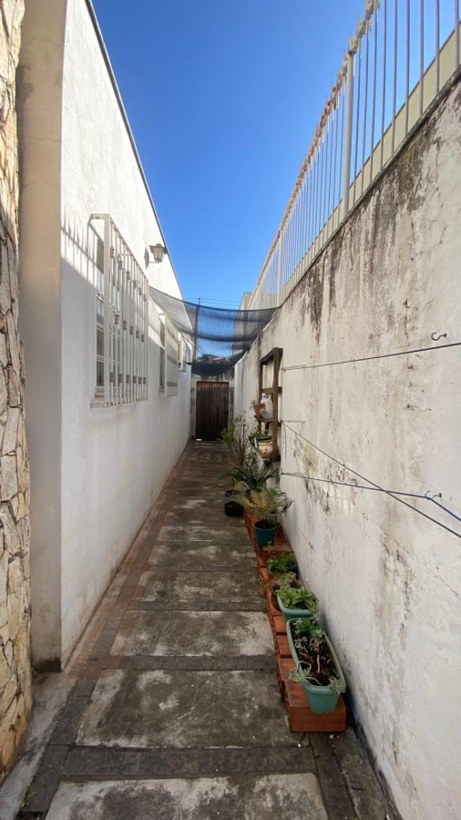 Casa para alugar com 4 quartos, 437m² - Foto 30