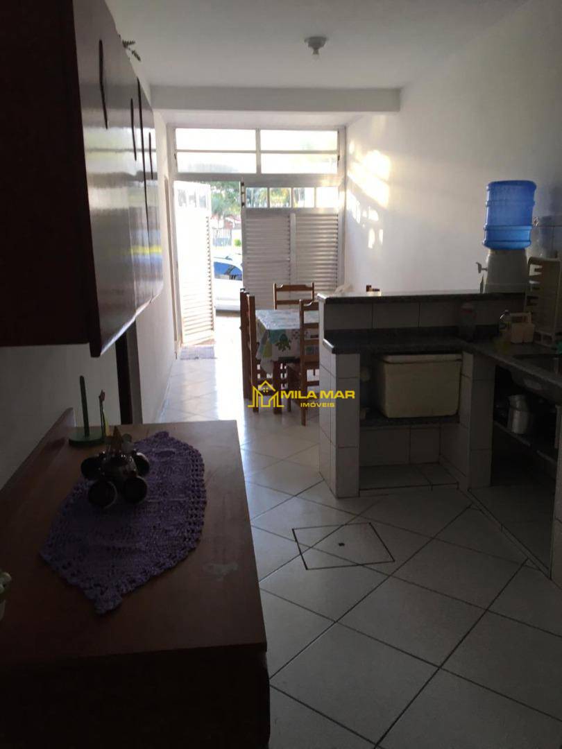 Casa à venda com 2 quartos, 129m² - Foto 11