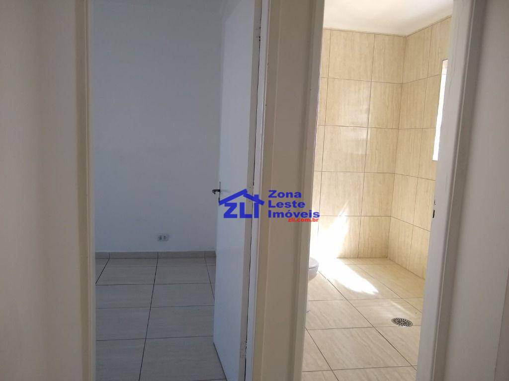 Sobrado à venda e aluguel com 3 quartos, 187m² - Foto 17