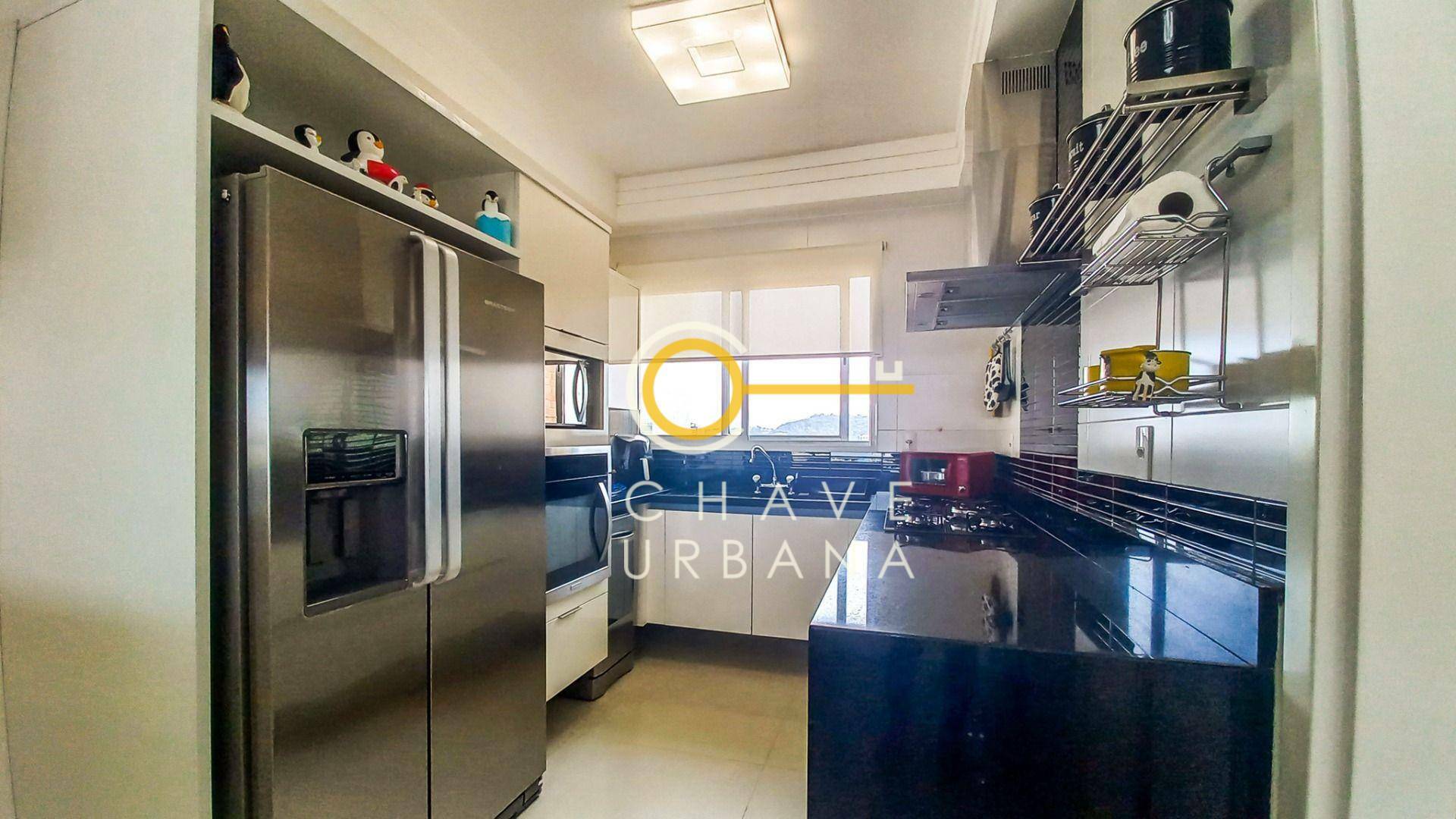 Apartamento para alugar com 3 quartos, 178m² - Foto 18