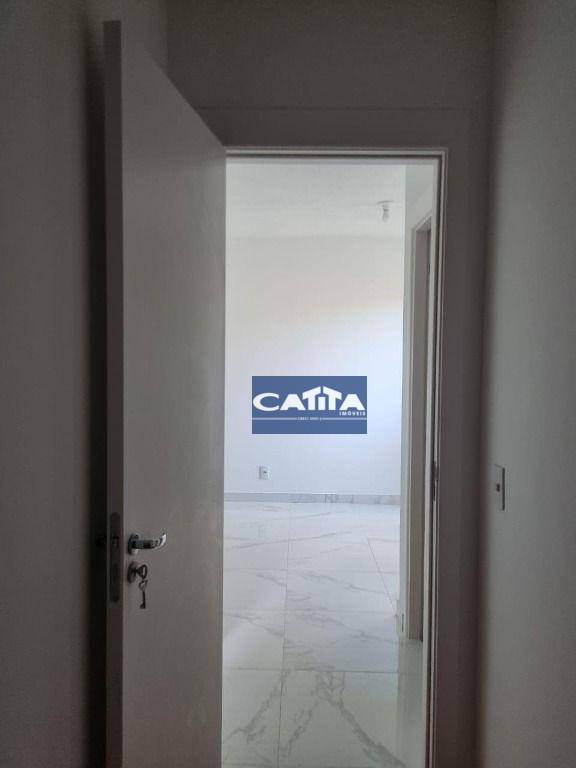 Apartamento à venda com 2 quartos, 42m² - Foto 10