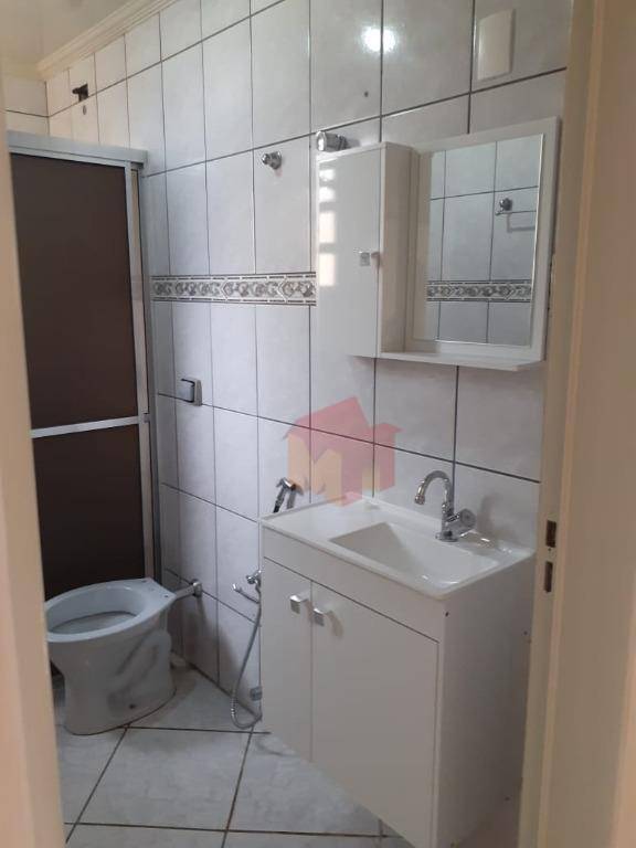 Apartamento à venda com 2 quartos, 62m² - Foto 4