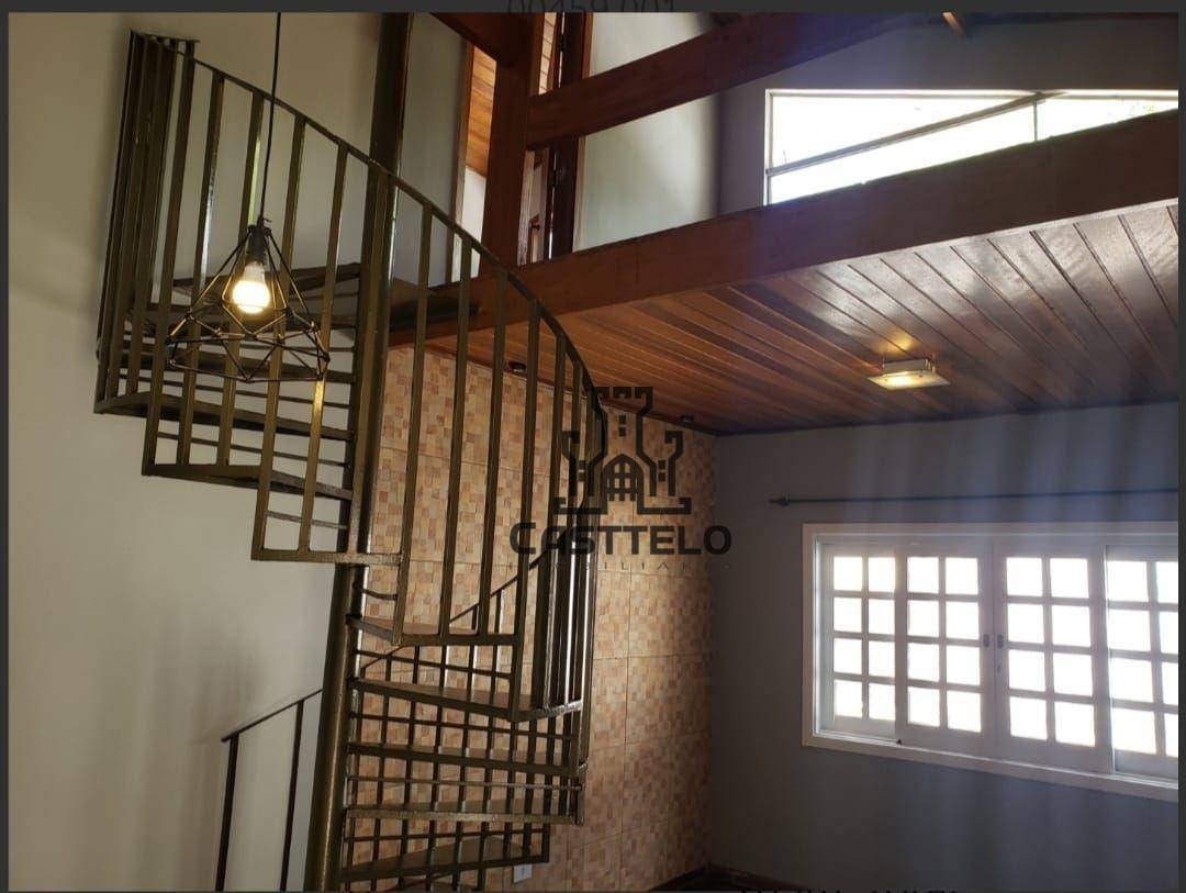 Casa à venda com 4 quartos, 196m² - Foto 12