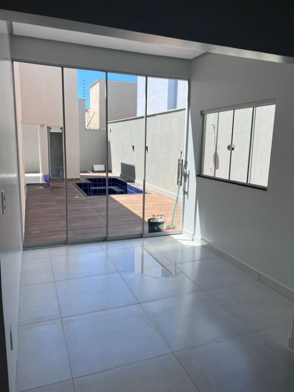 Casa à venda com 3 quartos, 128m² - Foto 8