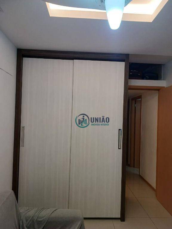 Apartamento à venda com 3 quartos, 101m² - Foto 27