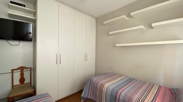 Apartamento para alugar com 3 quartos, 135m² - Foto 36