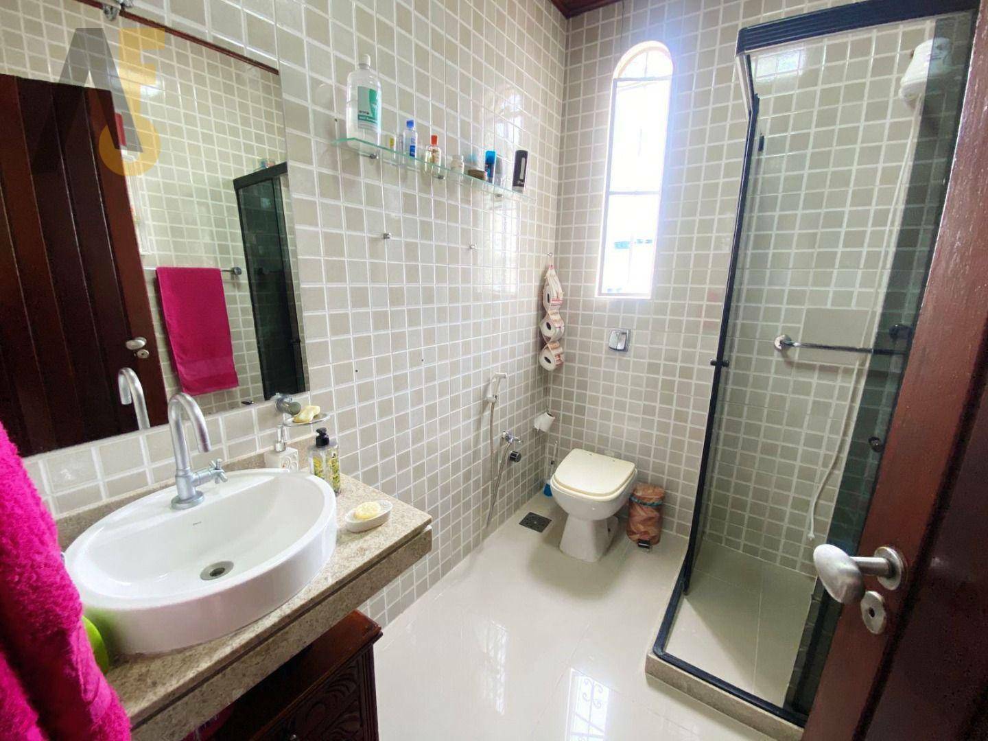 Casa de Condomínio à venda com 3 quartos, 370m² - Foto 26