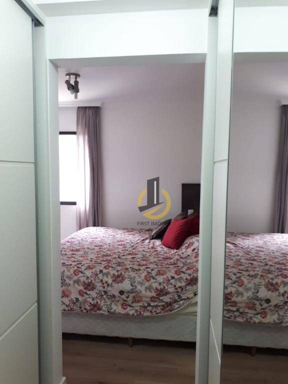 Apartamento à venda com 3 quartos, 137m² - Foto 19