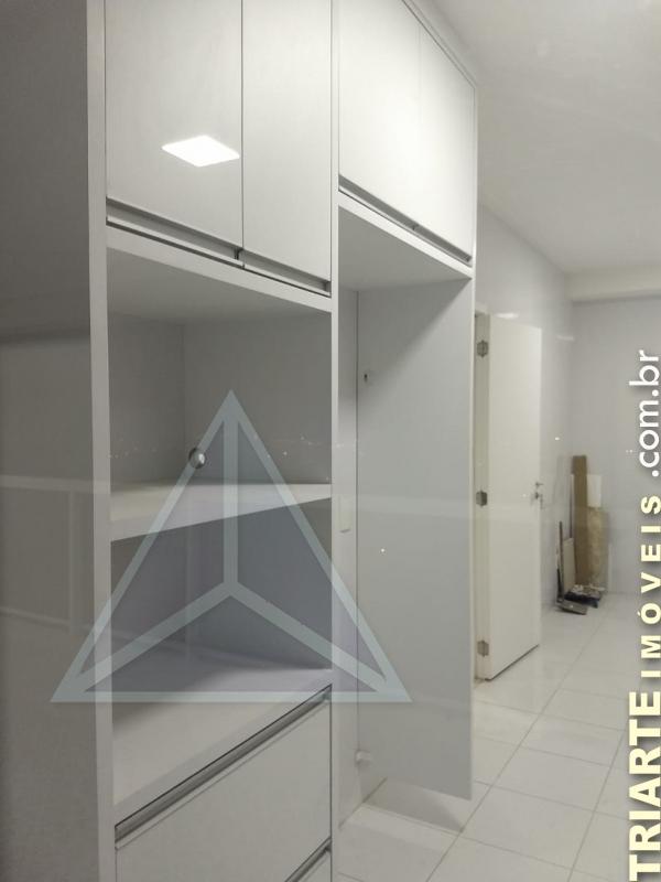 Apartamento para alugar com 3 quartos, 170m² - Foto 5