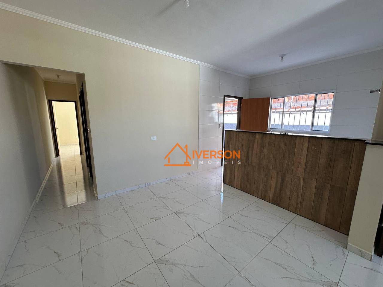 Casa à venda com 2 quartos, 90m² - Foto 9