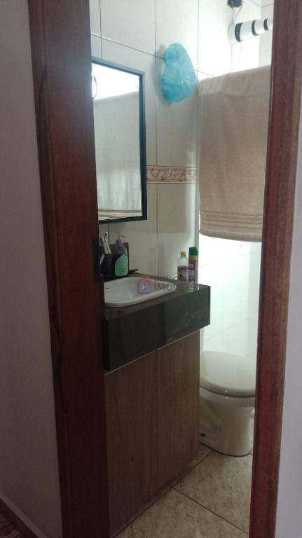 Apartamento à venda com 2 quartos, 80m² - Foto 11