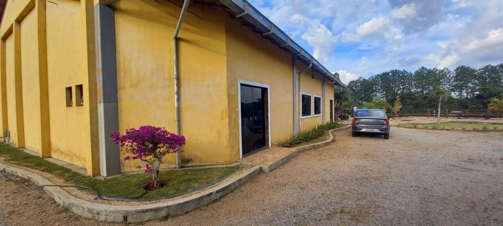 Casa de Condomínio à venda com 4 quartos, 300m² - Foto 33