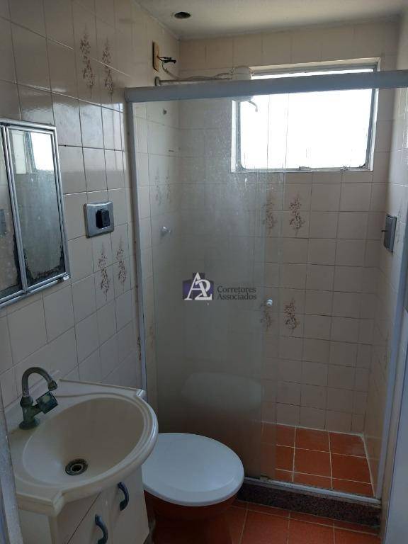 Apartamento à venda com 2 quartos, 60m² - Foto 13