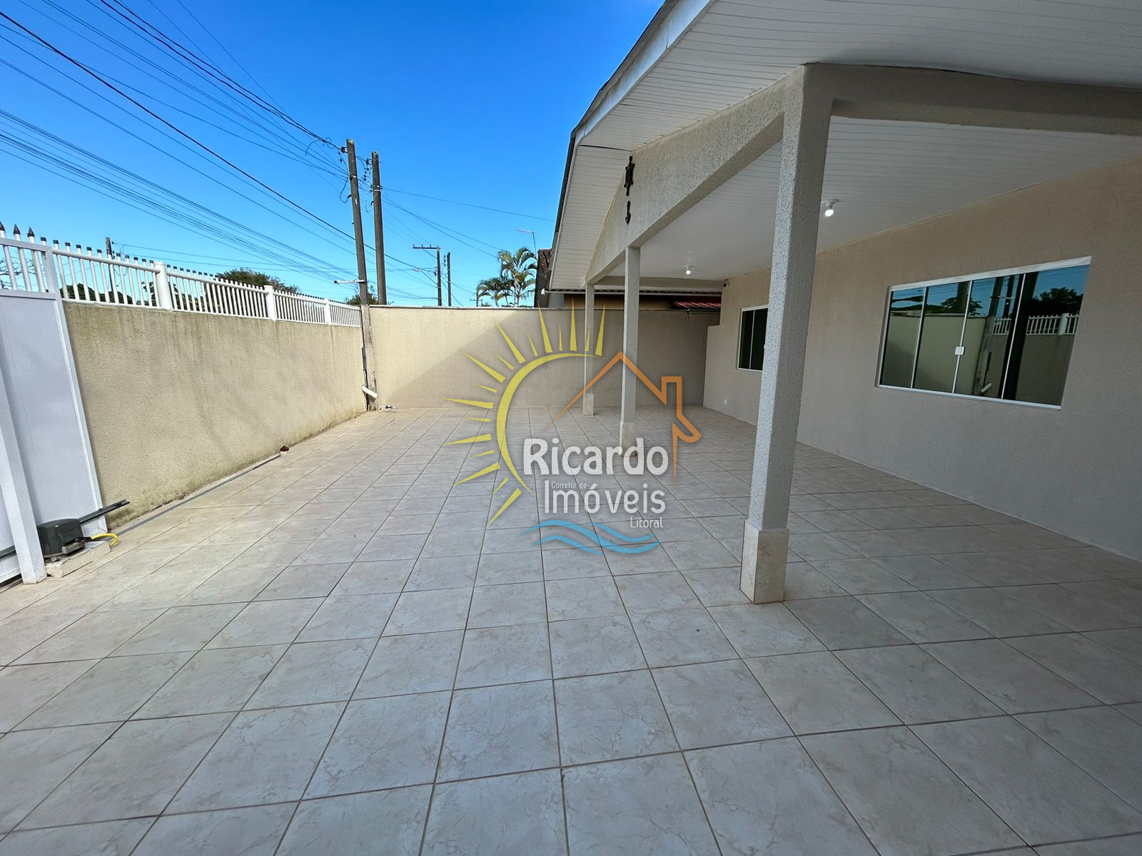 Casa à venda com 5 quartos, 240m² - Foto 4