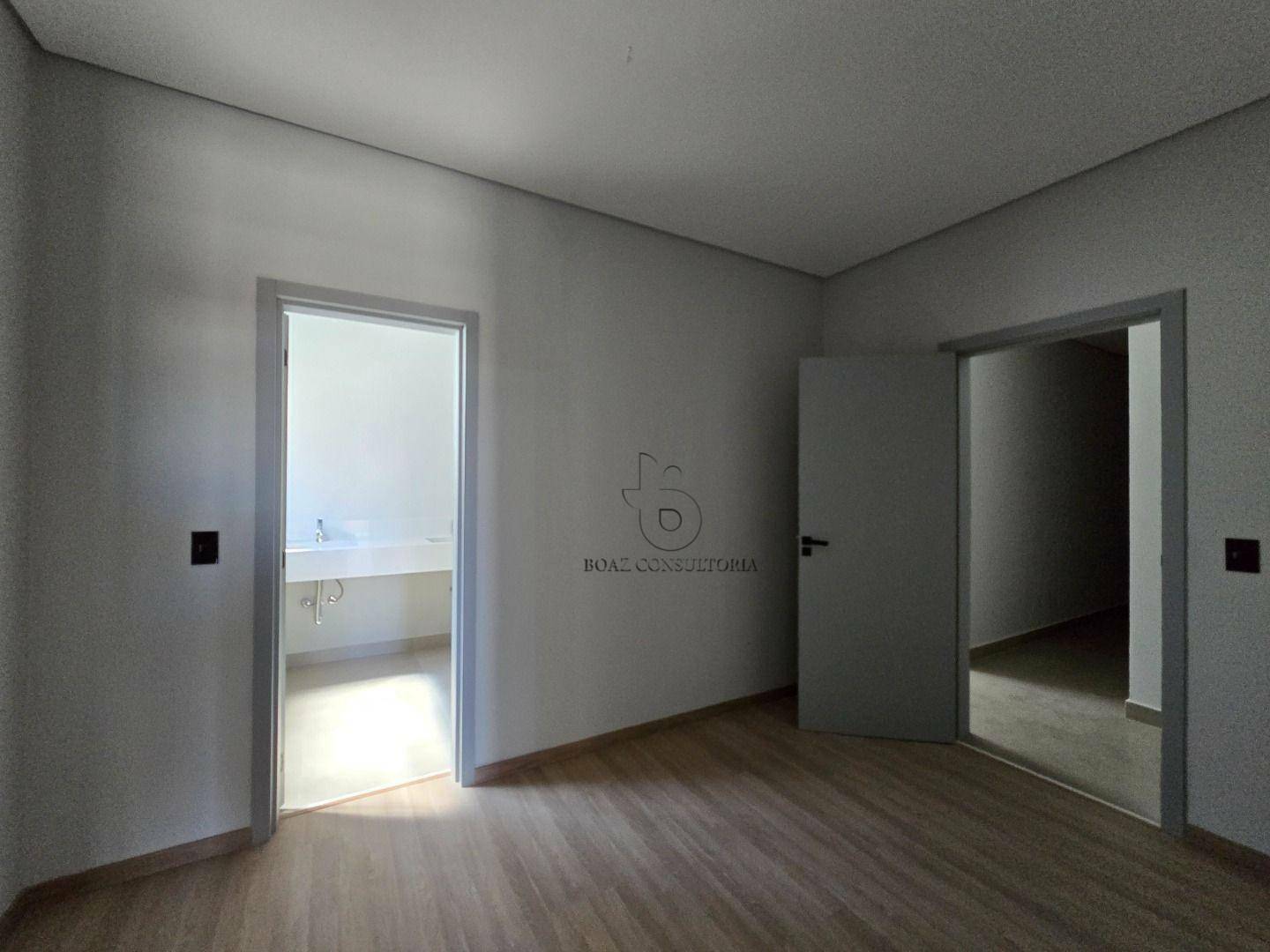 Sobrado à venda com 4 quartos, 398m² - Foto 13