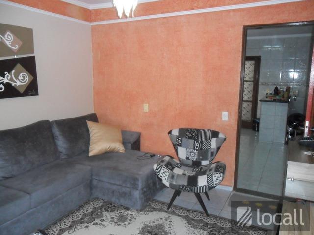 Casa à venda com 3 quartos, 200m² - Foto 7