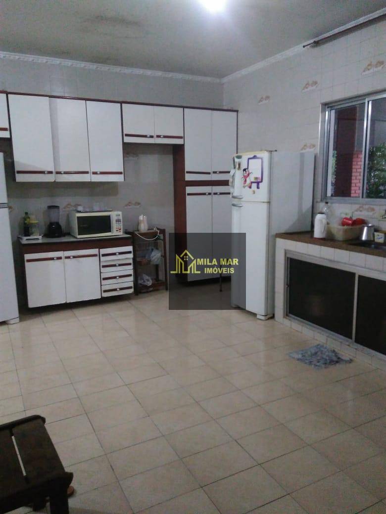 Casa à venda com 5 quartos, 300m² - Foto 13