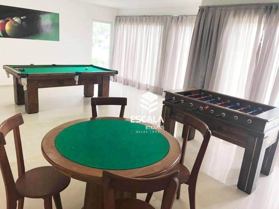 Casa de Condomínio à venda com 4 quartos, 244m² - Foto 13