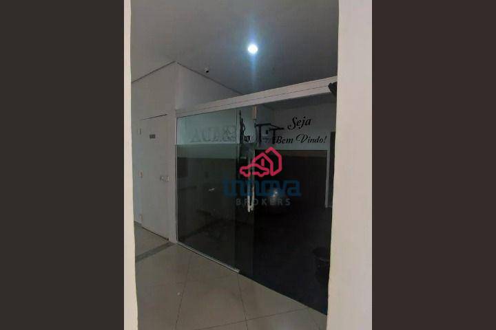 Apartamento para alugar com 2 quartos, 45m² - Foto 11