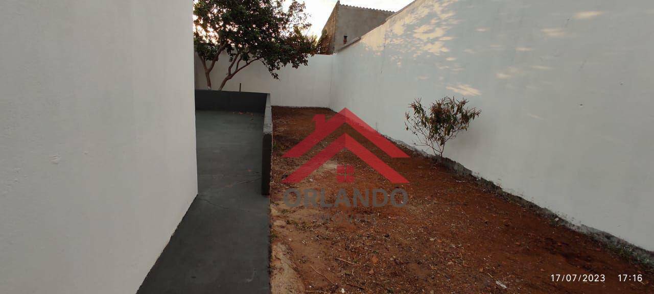 Casa à venda com 2 quartos, 89m² - Foto 10