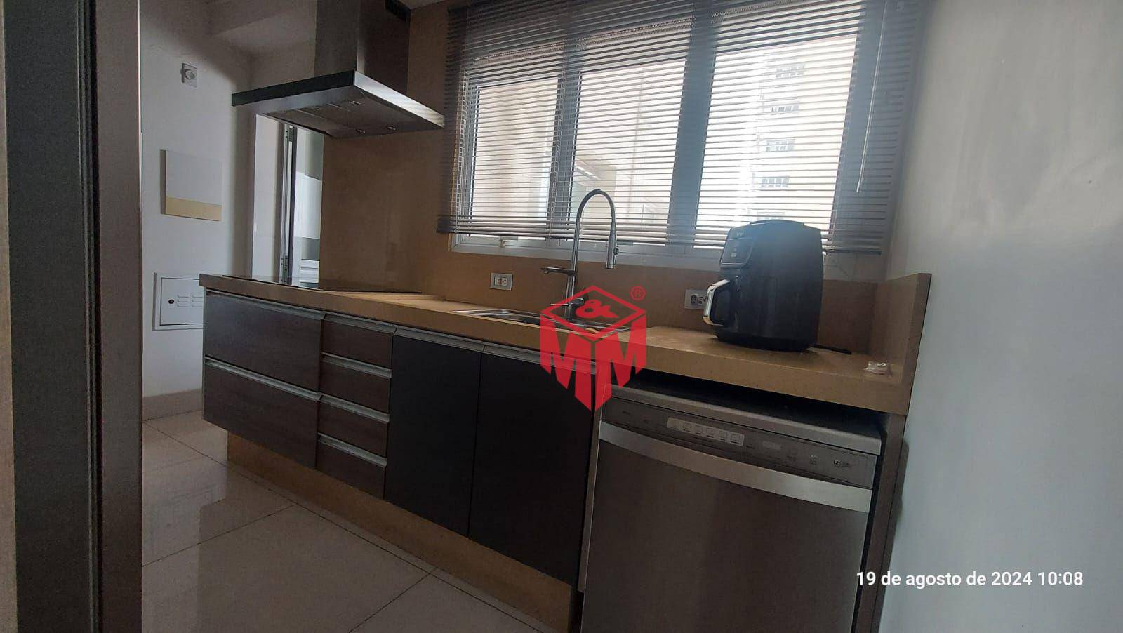 Apartamento à venda com 3 quartos, 123m² - Foto 8