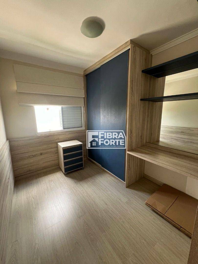 Apartamento à venda e aluguel com 3 quartos, 75m² - Foto 4