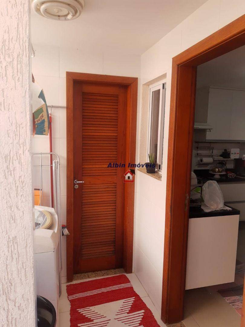 Casa à venda com 4 quartos, 175m² - Foto 26