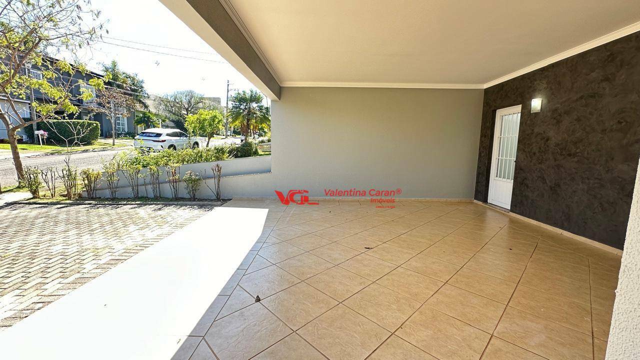 Sobrado à venda com 3 quartos, 298m² - Foto 3