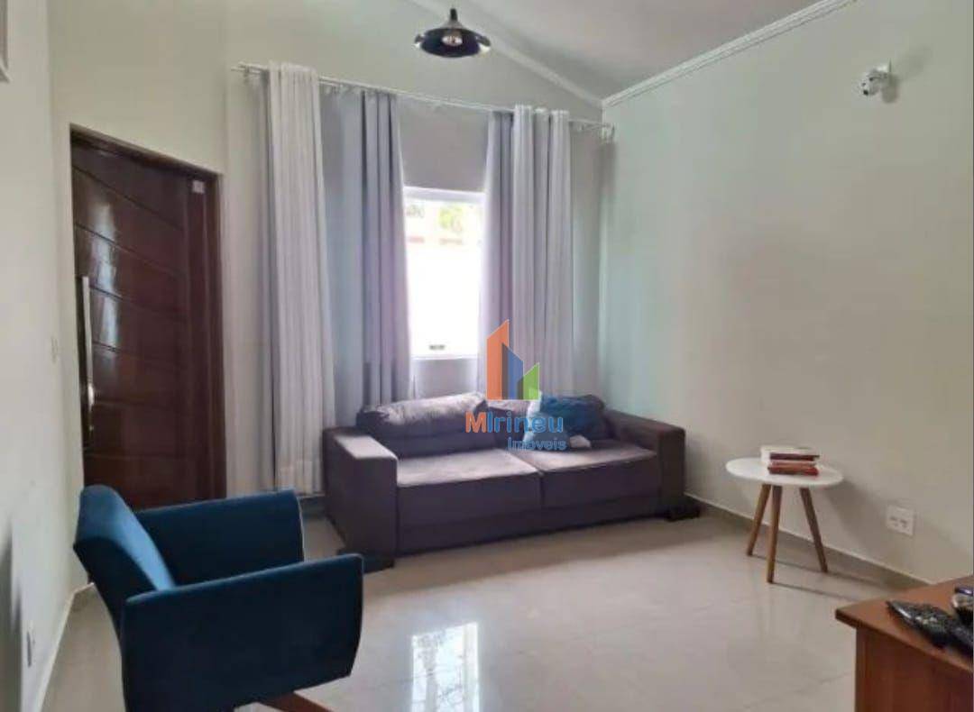 Casa à venda com 3 quartos, 250m² - Foto 4