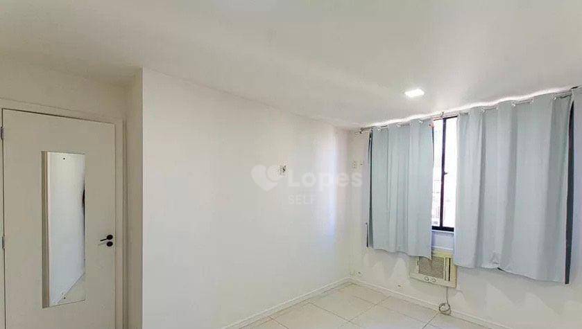 Apartamento à venda com 2 quartos, 67m² - Foto 6