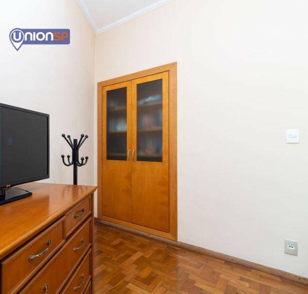 Apartamento à venda com 2 quartos, 67m² - Foto 7