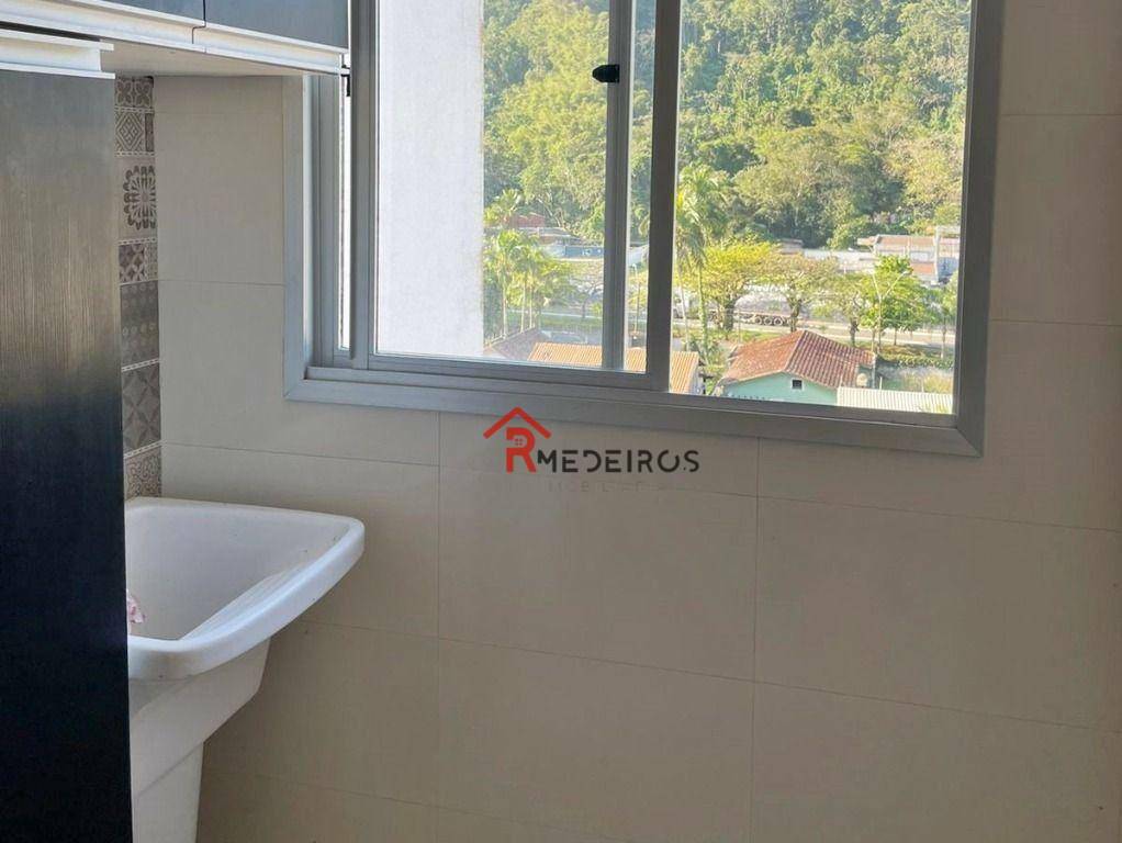 Apartamento à venda com 2 quartos, 70m² - Foto 8