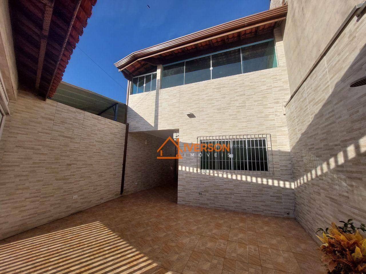 Casa à venda e aluguel com 3 quartos, 130m² - Foto 3