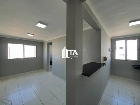 Apartamento à venda com 2 quartos, 43m² - Foto 2