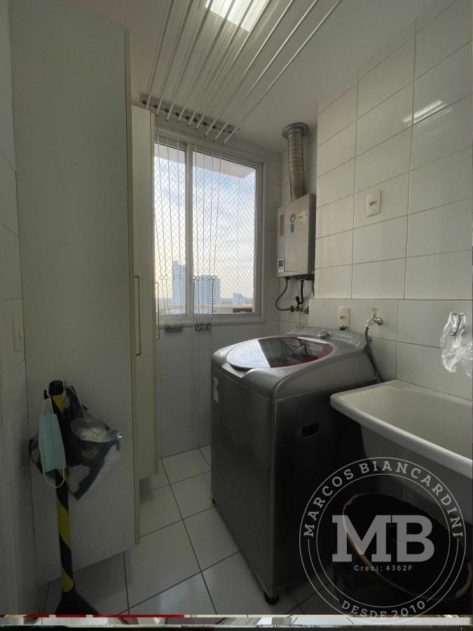 Apartamento à venda com 3 quartos, 121m² - Foto 19