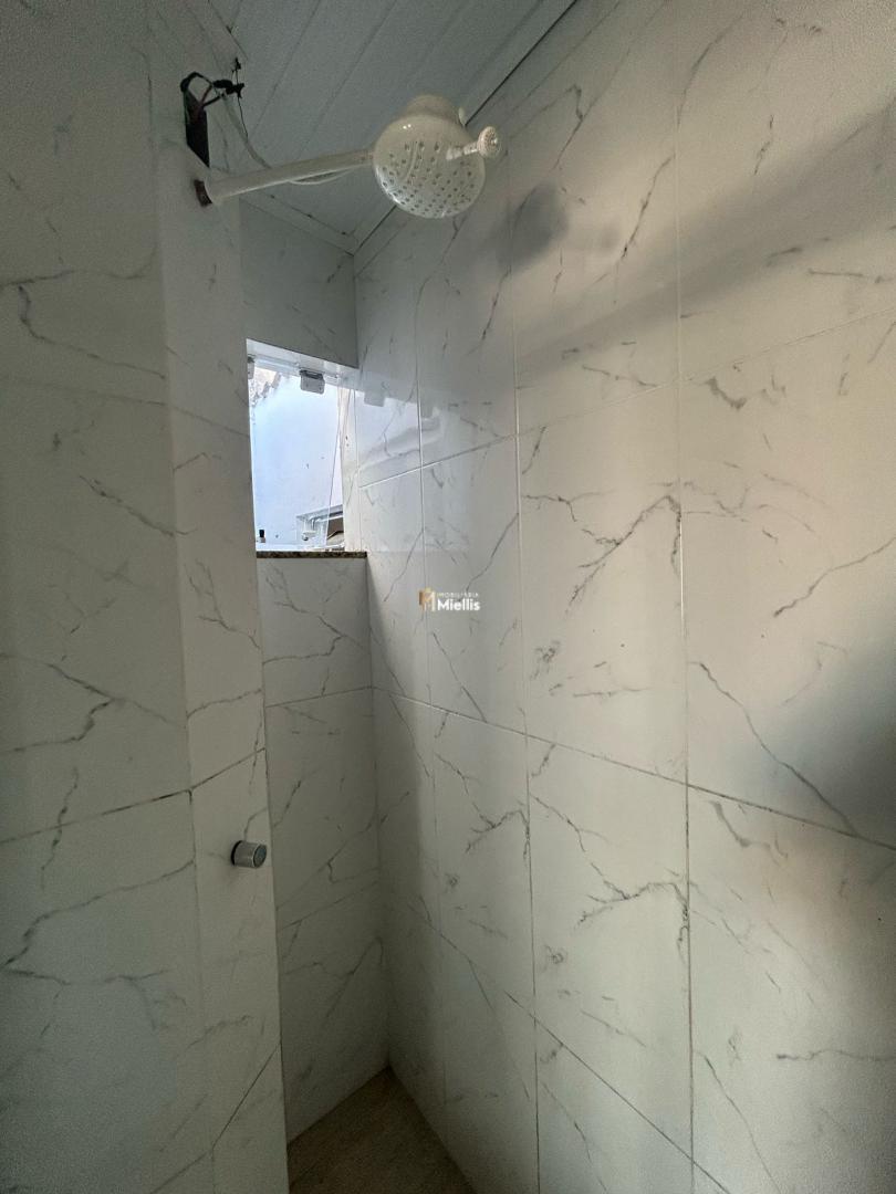 Casa à venda com 2 quartos, 47m² - Foto 10