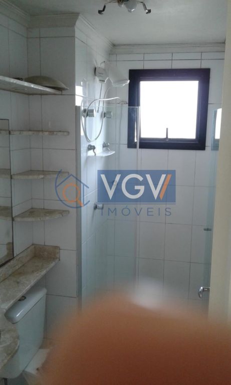 Apartamento à venda e aluguel com 2 quartos, 50m² - Foto 11