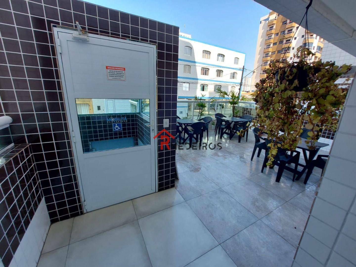 Apartamento à venda com 2 quartos, 72m² - Foto 27