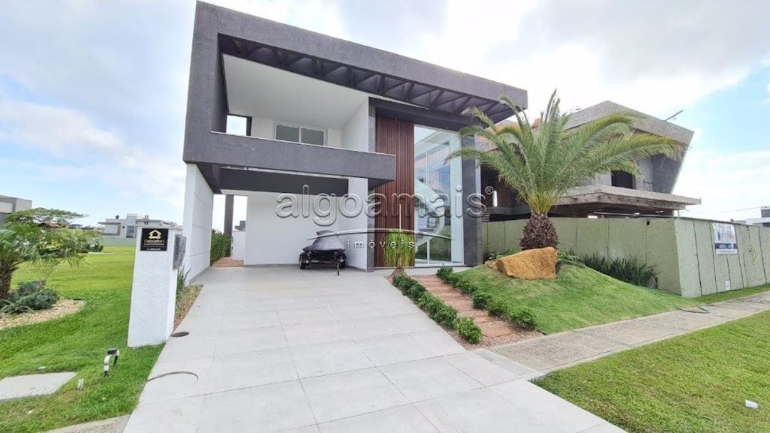 Casa de Condomínio à venda com 4 quartos, 280m² - Foto 1