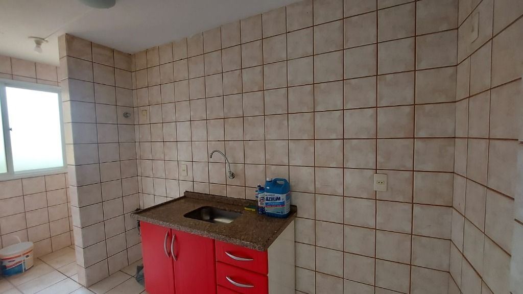 Apartamento à venda com 2 quartos, 64m² - Foto 7