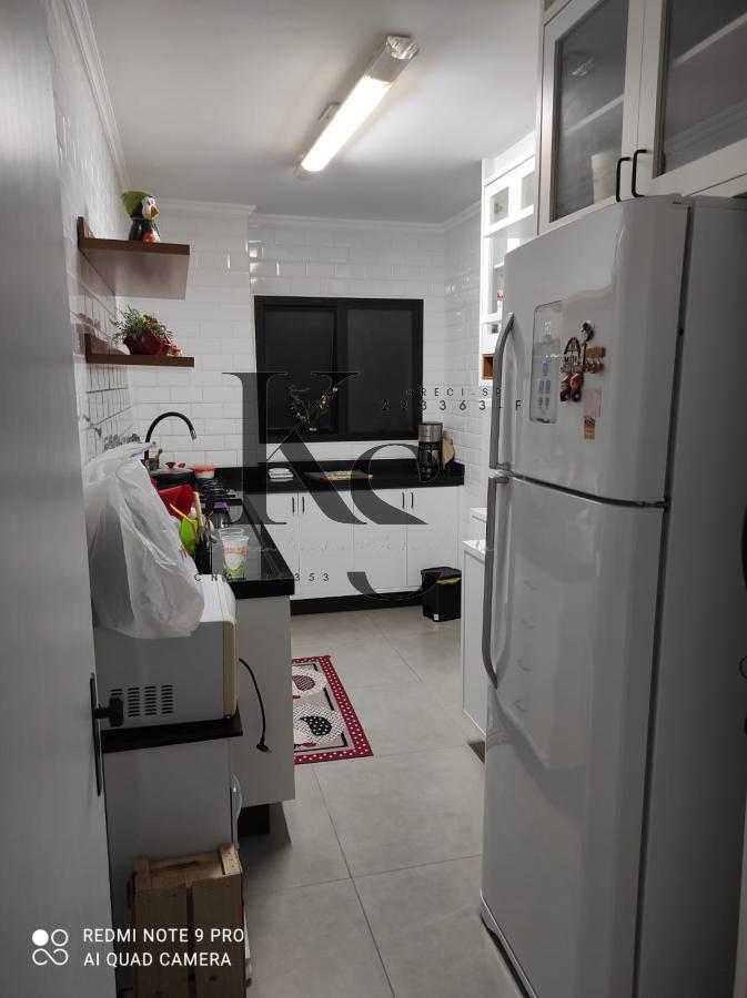 Apartamento à venda com 2 quartos, 68m² - Foto 8