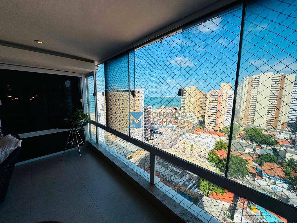 Apartamento à venda com 3 quartos, 179m² - Foto 1