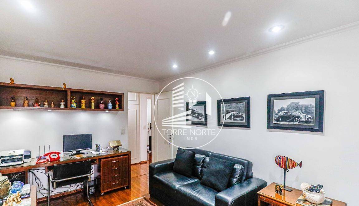 Apartamento à venda com 3 quartos, 125m² - Foto 22