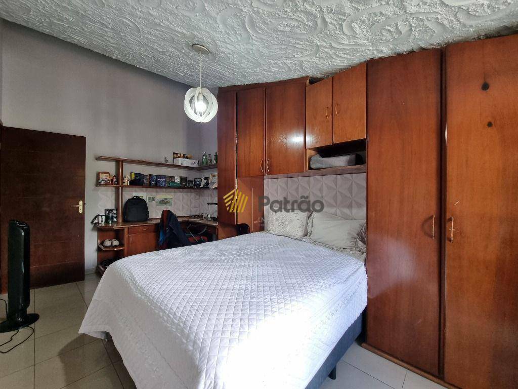 Sobrado à venda com 4 quartos, 388m² - Foto 30