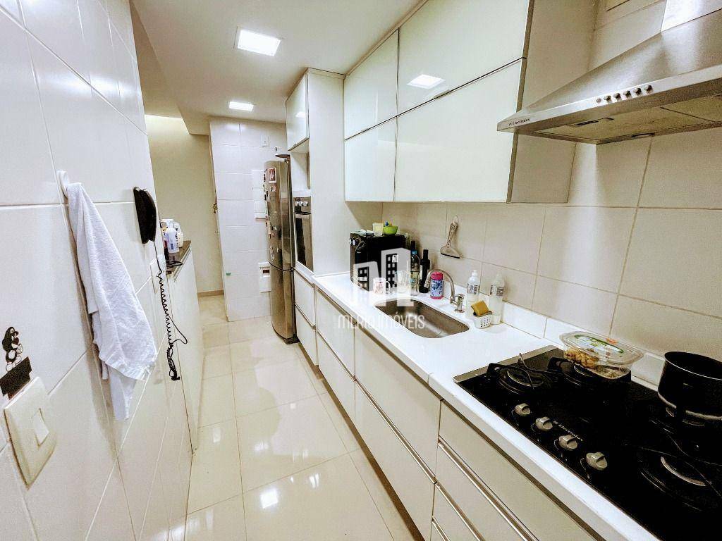 Apartamento à venda com 3 quartos, 92m² - Foto 4